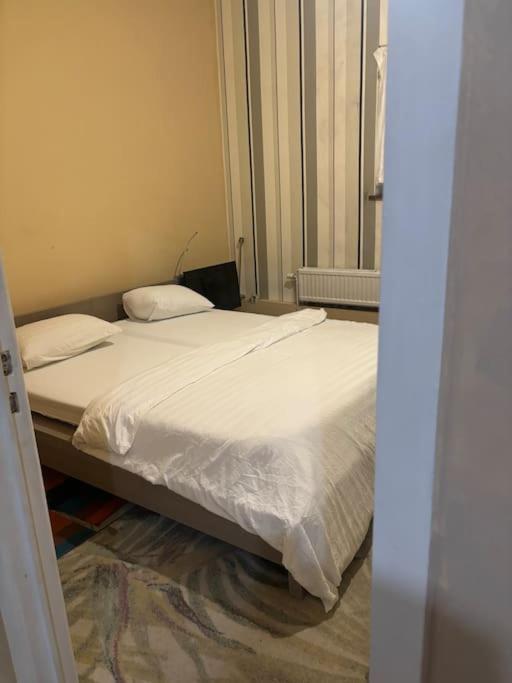 Apartment For Rent Bruxelles Extérieur photo